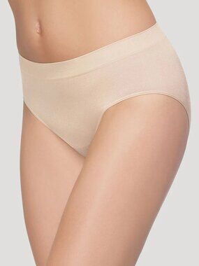 Wacoal B-Smooth® Seamless Brief - Nude